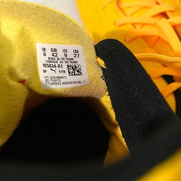 Puma One Soccer Football Indoor Trainers Athletic Shoes Mens Size 9 Yellow - Picture 7 of 7